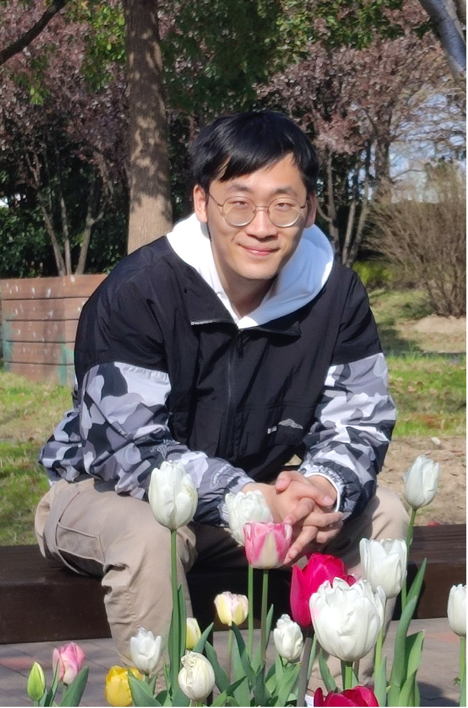 54_单人生活照_122020910355王子榕.png