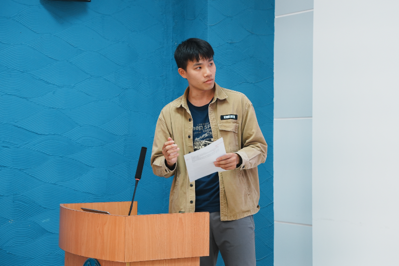 图3 提案人何庆塱发言_resized.png